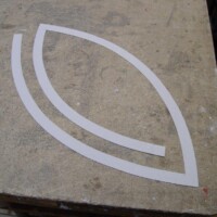 Am Anfang steht eine Schablone aus Karton