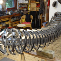 Blick in die Werkstatt von Jochen Warth: Arbeit einer neuen Skulptur 10/2020 Foto zum Arbeitsfortschritt