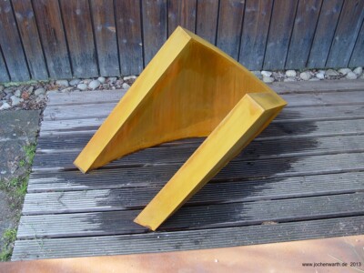 Schaffensprozess: Rostung eines Stahlskulptur