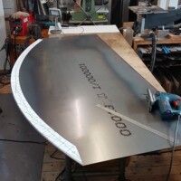 Auftragsarbeit für eine Immobilie in Metzingen 2026: Sägen der Wandungen Stahlblech mit Papierschablone zu Aussägen