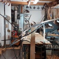 Auftragsarbeit für eine Immobilie in Metzingen 2026: Arbeitsfortschritt unfertige Stahlskulptur im Atelier